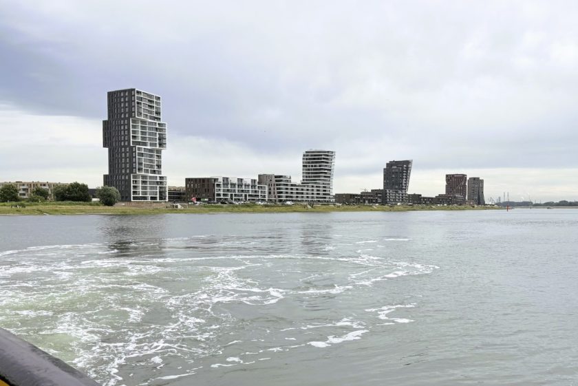 Rondvaart lang het Balkon in Maassluis